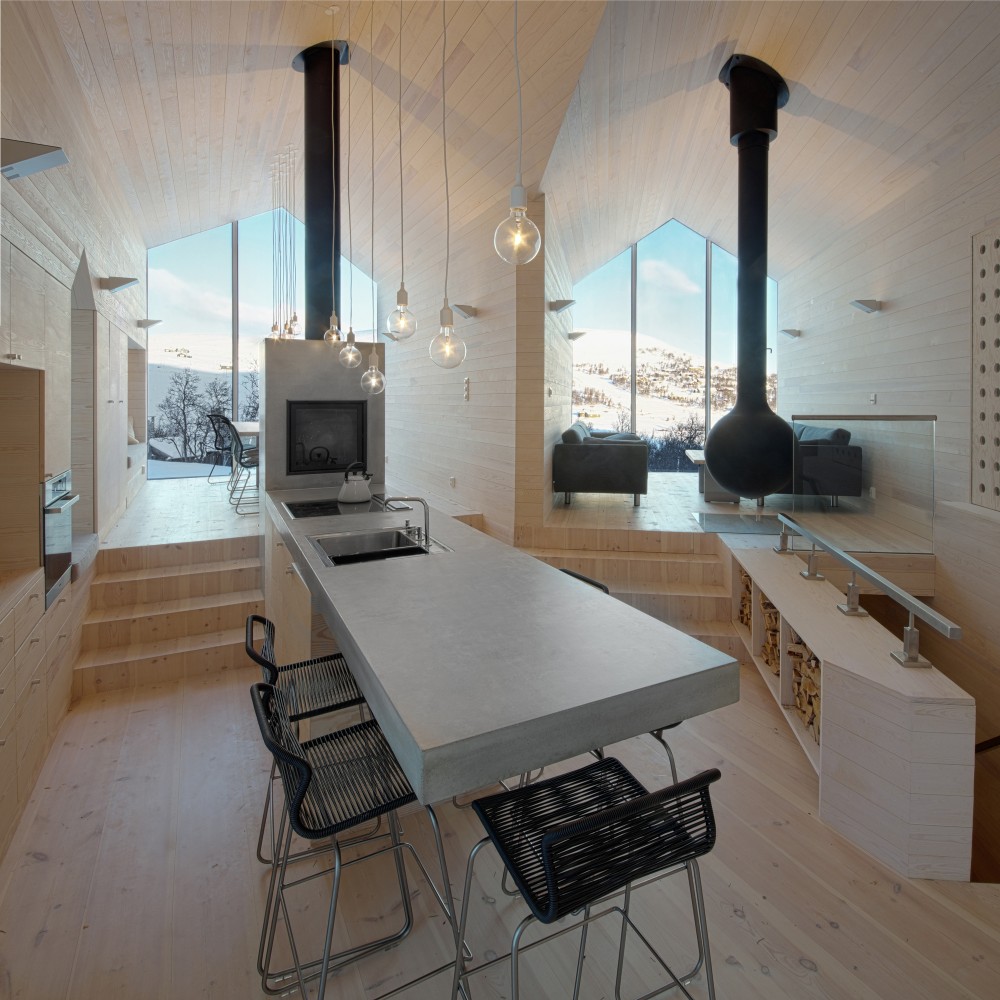 Reiulf Ramstad Arkitekter : Split View Mountain Lodge